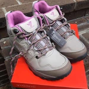 Vionic Everett High-Top Trail Walker NIB